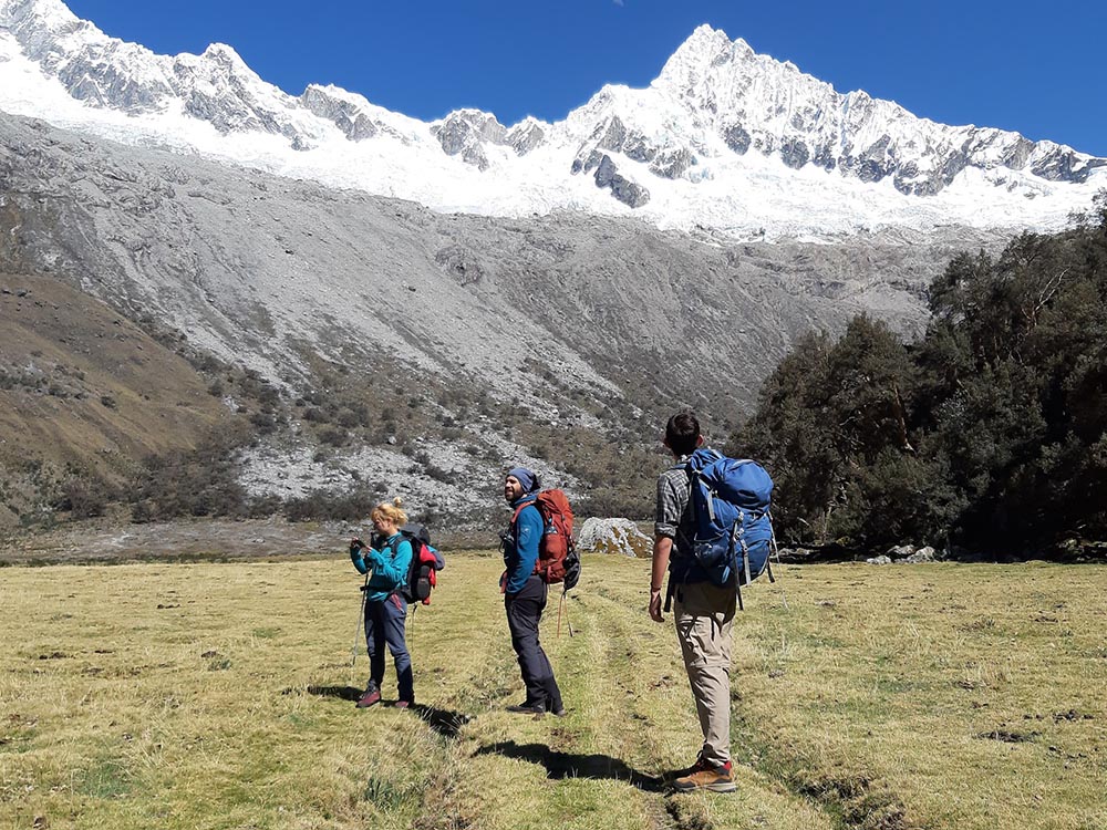 arhuey valley santa cruz trekking inkaland treks