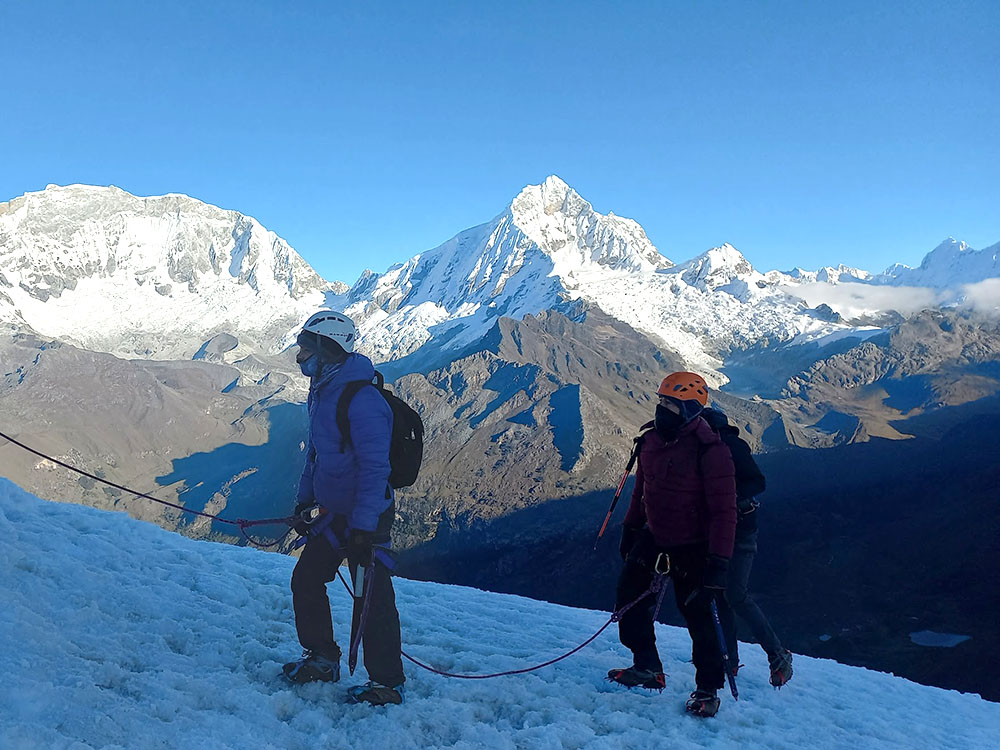 climbing mateo huaraz peru inkalandtreks climbing mateo huaraz peru inkalandtreks